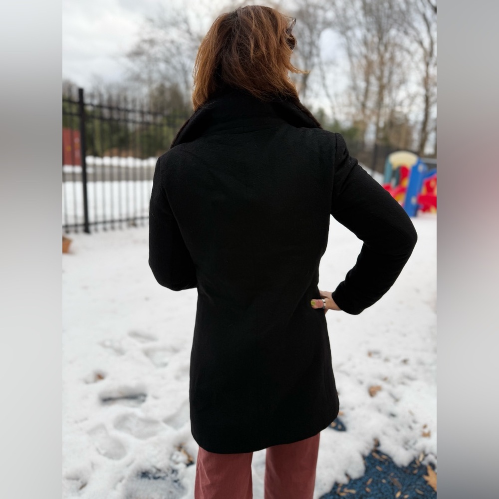 Black Coat with Mink Collar M - Picture 4 of 13